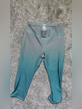 Capri Leggings